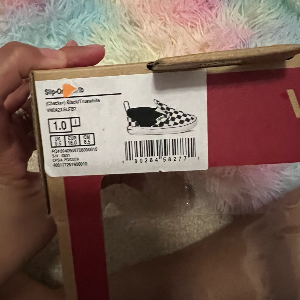 slip on V crib